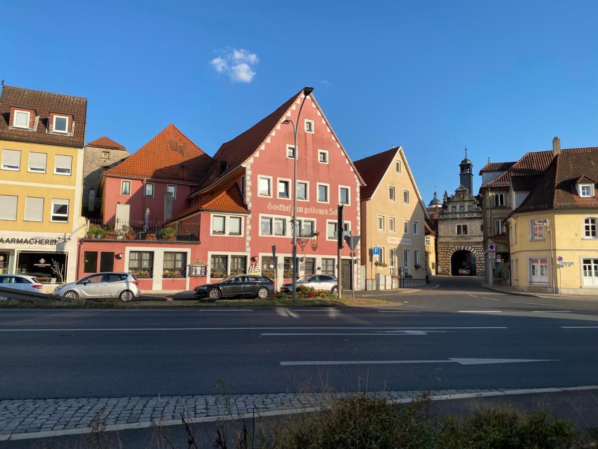 Gasthof Zum Goldenen Schiff - Lehm, Stil & Altstadtflair Марктбрайт Экстерьер фото